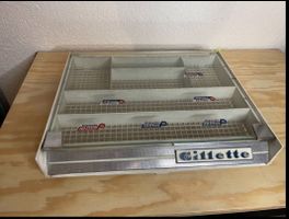 Gillette Ladendisplay Vitrine