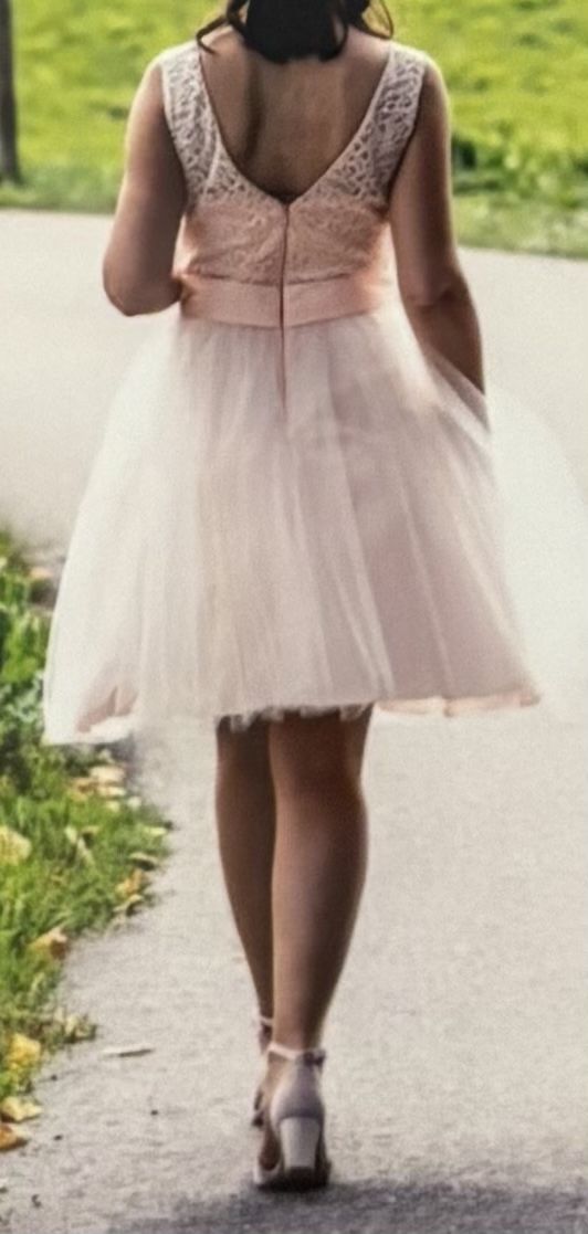 Kleider: Festkleid – Gebraucht aus Ballwil von lenovum 3