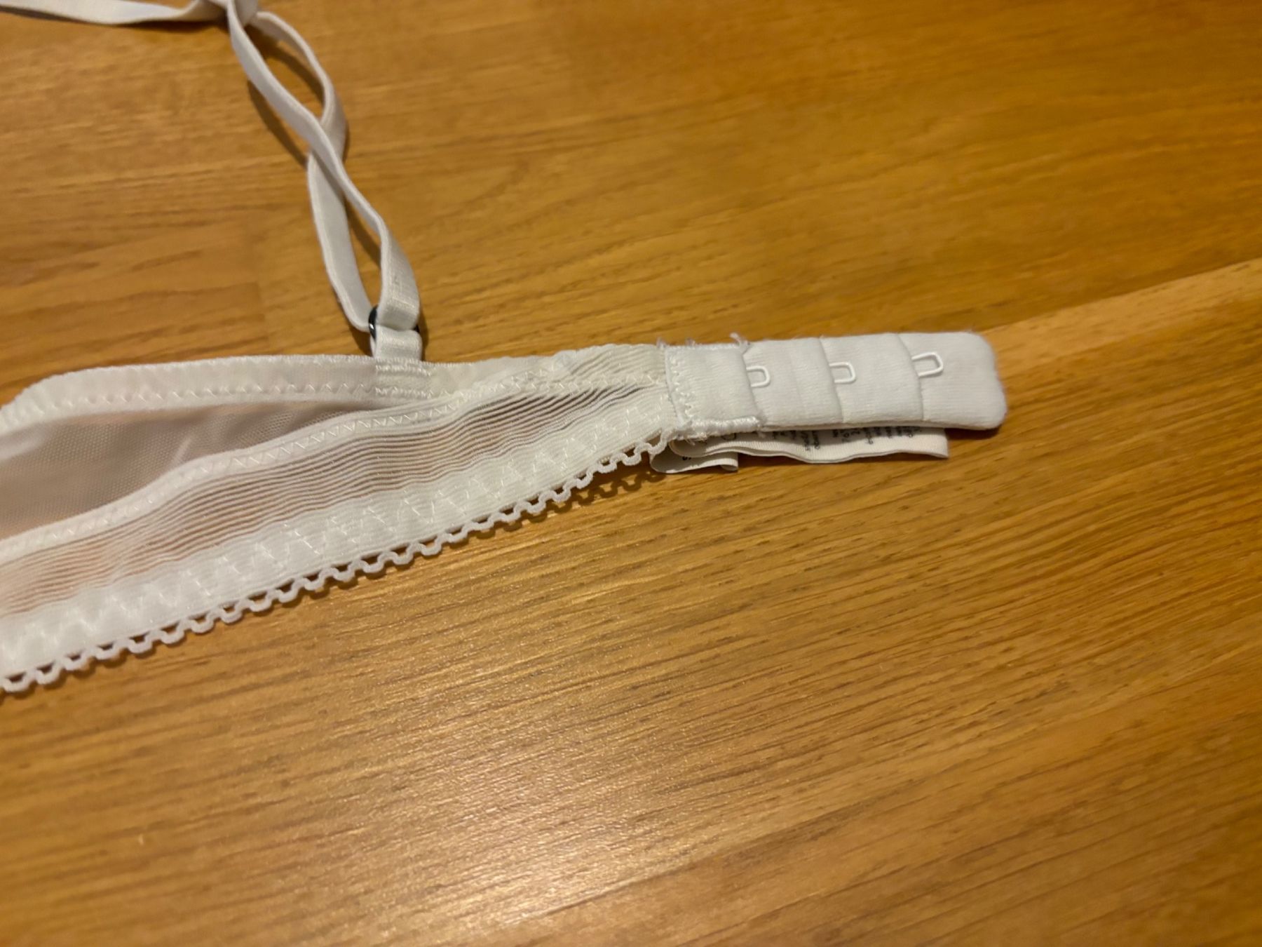 Calvin Klein Autres dessous: BH / Bra - Calvin Klein - Gr. ? eher klein ca. S – D'occasion à Stadel par Chanel_5 7