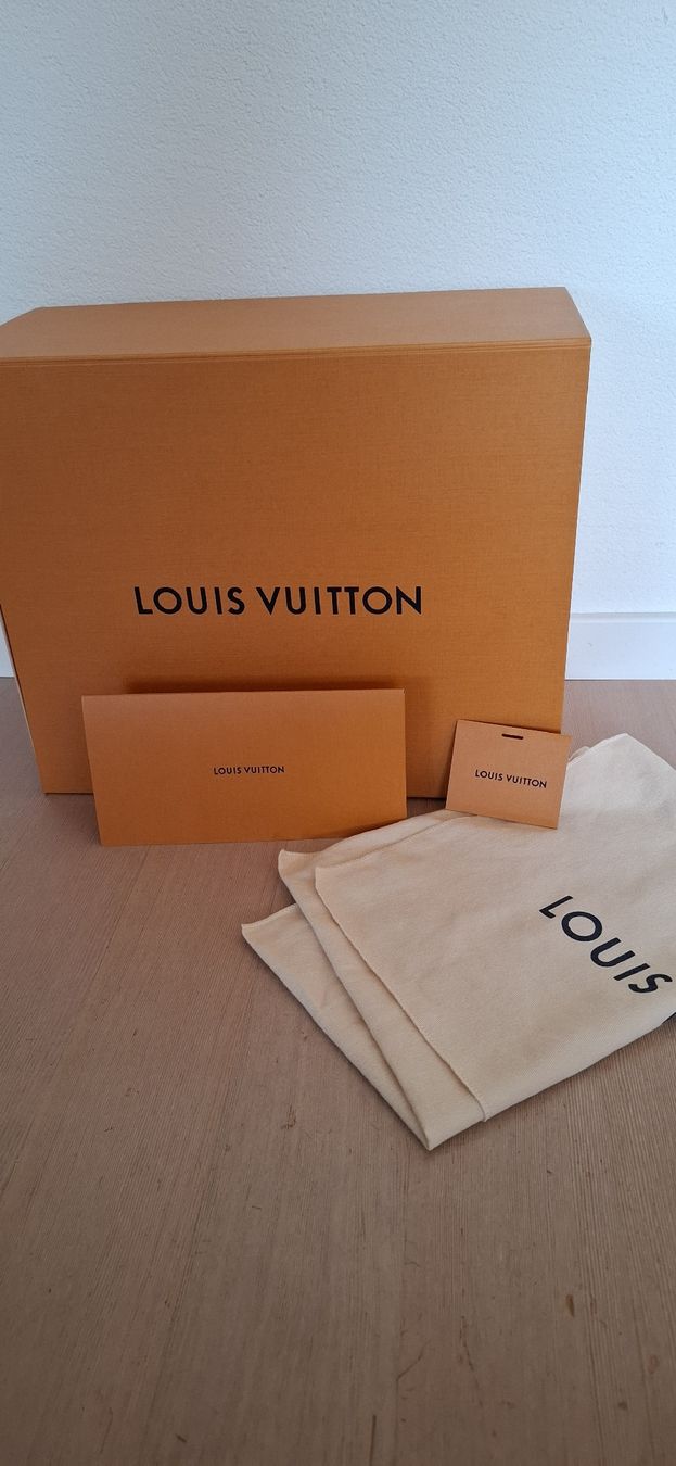 Louis Vuitton Sacs femmes: Louis Vuitton Low Key Hobo PM Cognac - wie neu – D'occasion à Triesen par Oskidi20 2