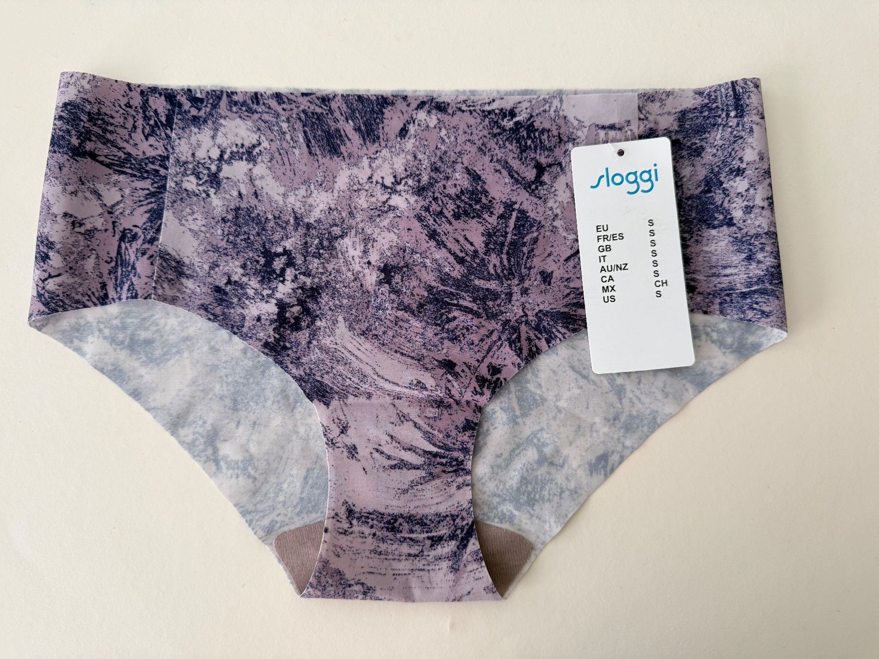 Sloggi Sonstige Unterwäsche: SLOGGI, Hipster ZERO Feel, Grösse S, Farbe Lila gemustert – Neu und originalverpackt aus Rudolfstetten von gst_g7xl