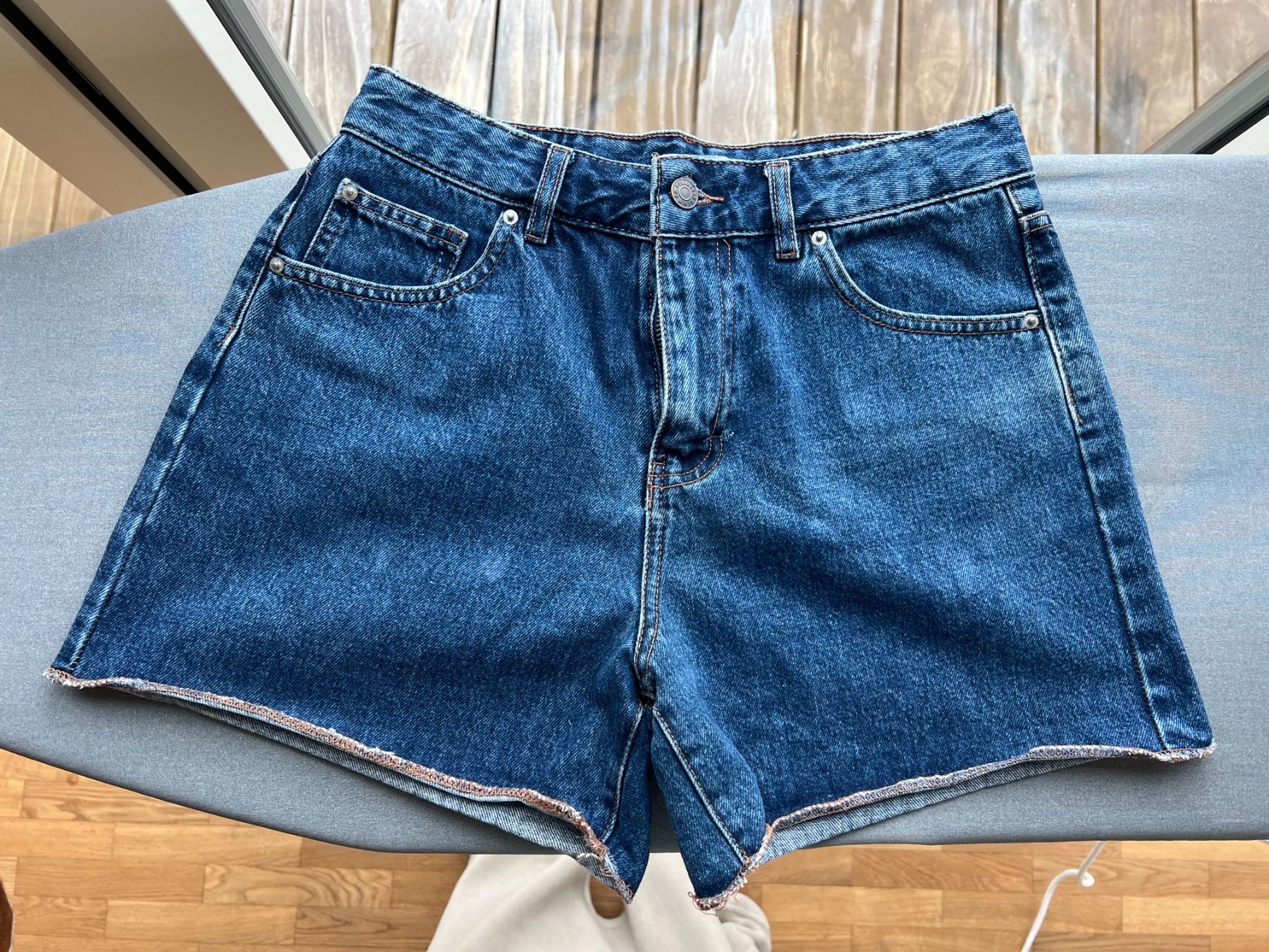 Pull&Bear Jeans: Short en jeans Pull & Bear – Usato da Zürich venduto da mps_9cp7