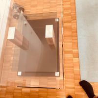 Glas Couchtisch mit 3 Ablagen guter Zustand