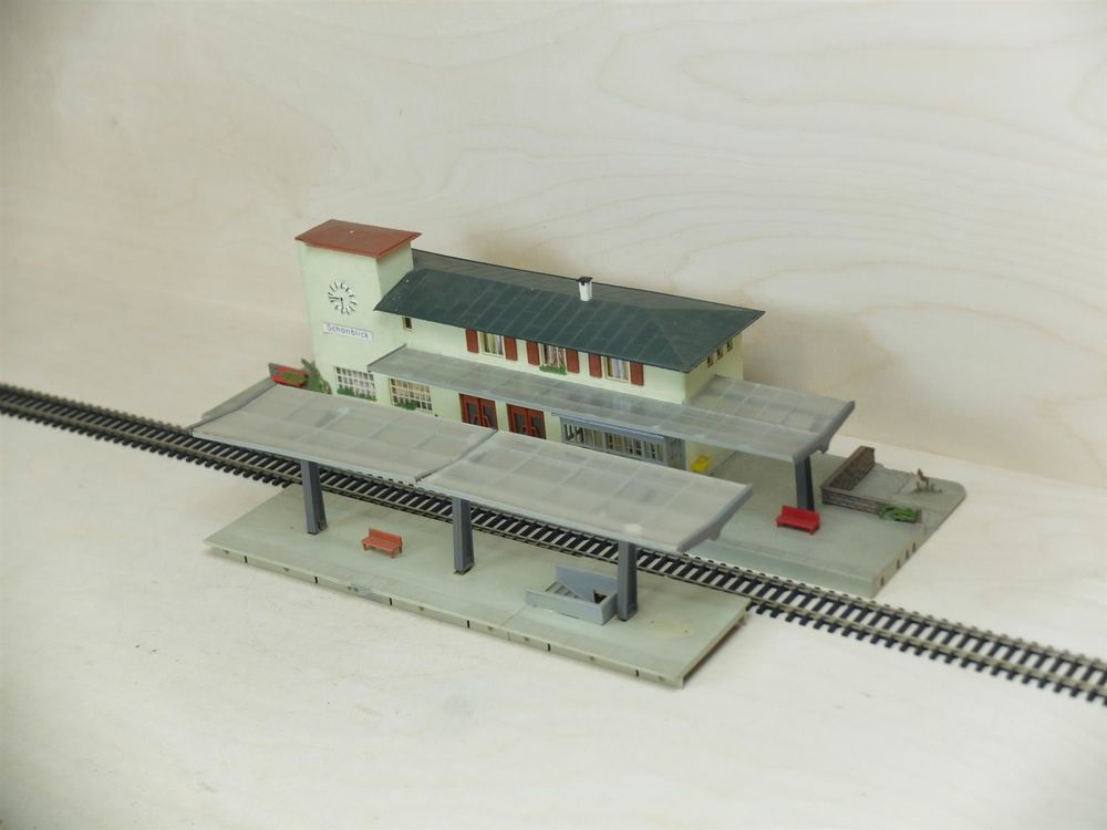Faller Schwedischer Bahnhof - Modellbau Gebäude H0