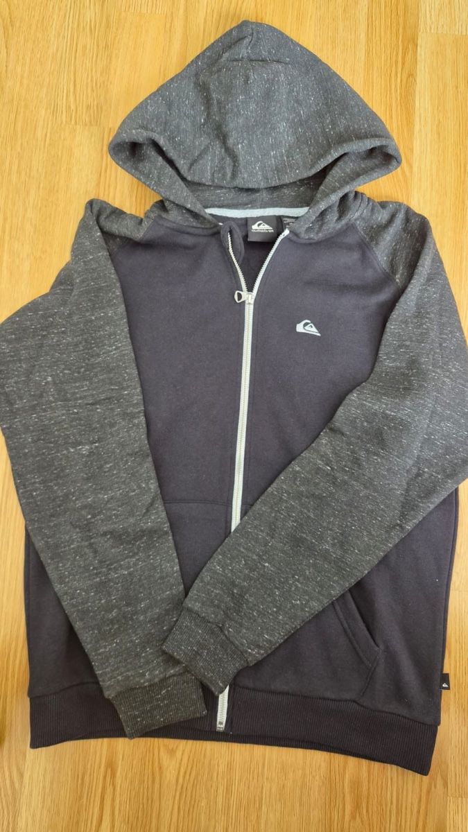 Quiksilver Pullover & Sweatshirts: Kapuzenpulli  – Neu (gemäss Beschreibung) aus Zürich von Moskitia