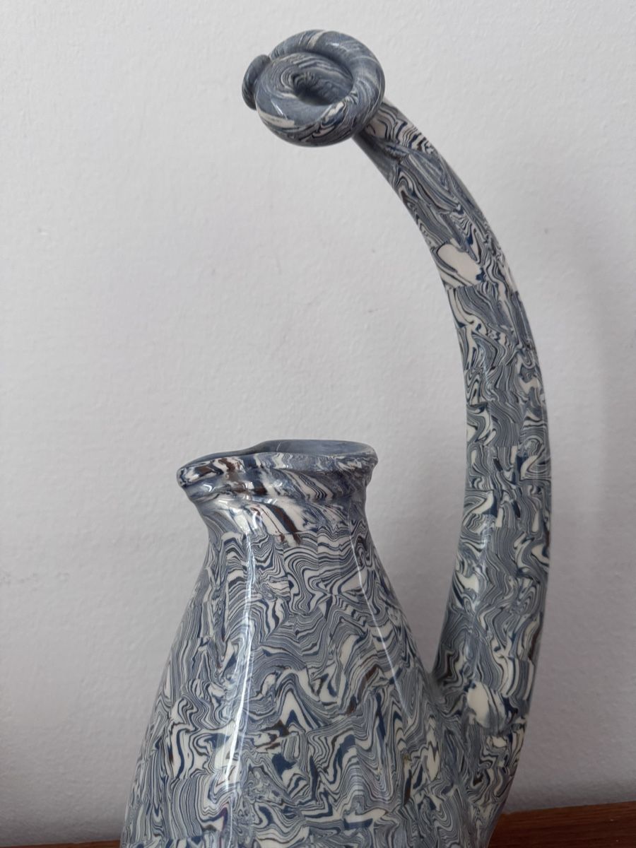 Caraffe: Pichet vintage en faïence de Roanne, circa 1950 – Usato da Vésenaz venduto da Angela.C3 1