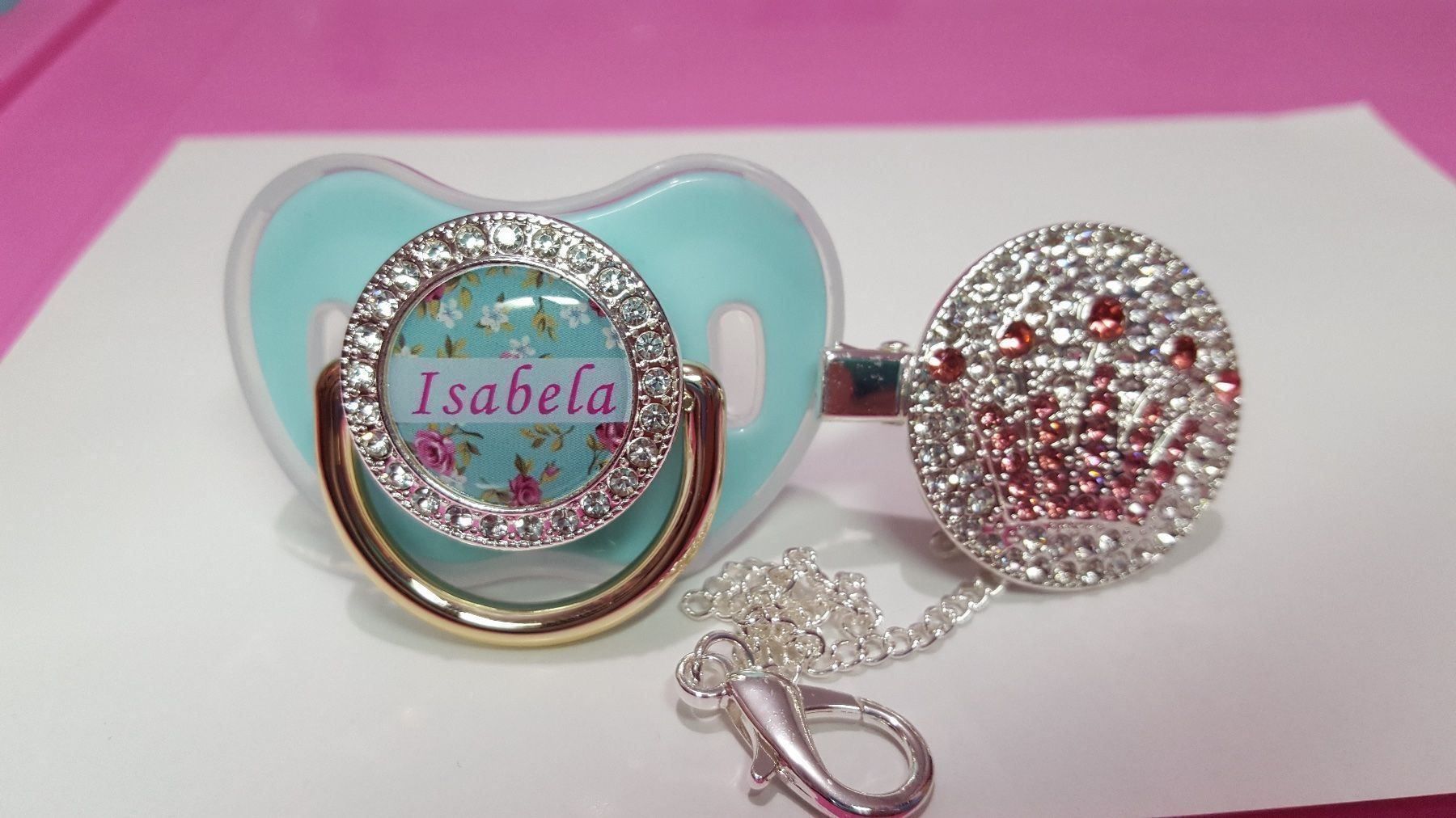 Succhiotti & catenelle porta ciuccio: Name Isabela Bling Nuggi Schnuller – Nuovo e nell'imballaggio originale da Uster venduto da BellaBimbaQ 2