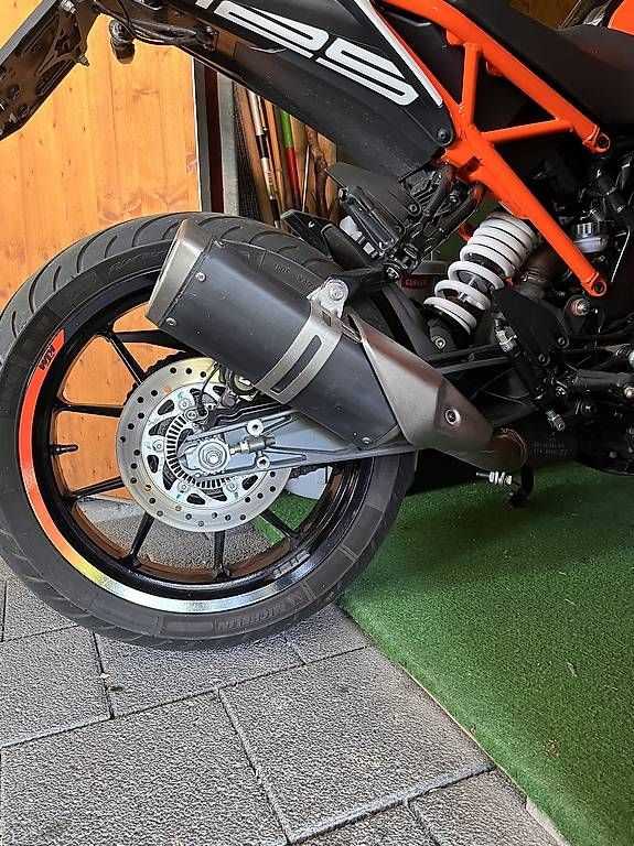 Strada: KTM Duke 125 ab Service – Usato da Grossaffoltern venduto da MS4TT 3