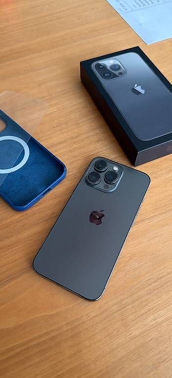 Apple Handys / Smartphones: Iphone 13 pro 256gb graphit – Gebraucht aus Oberentfelden von Amorsa 1