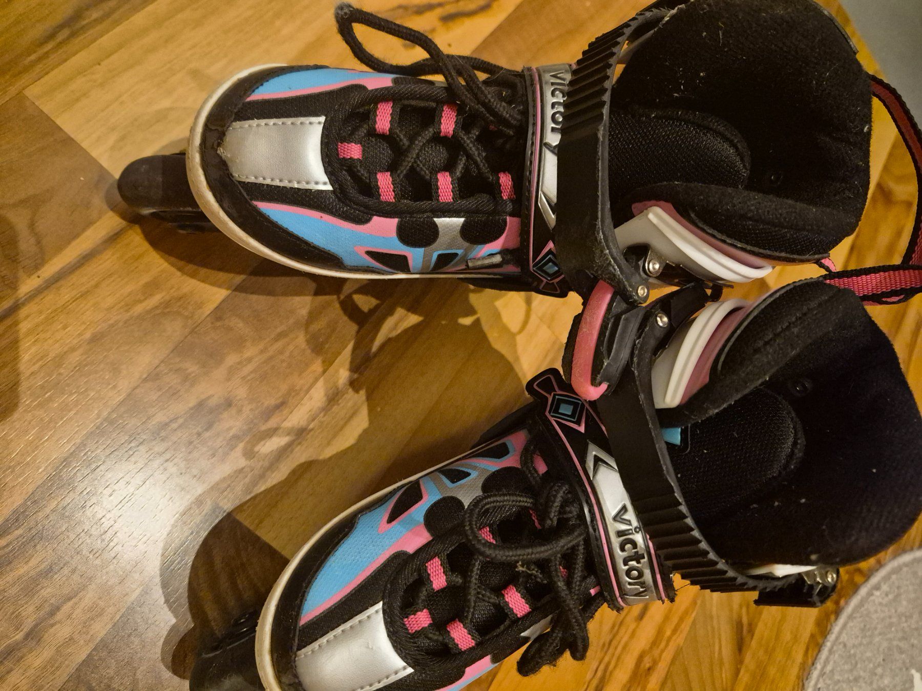 Victory Pattini in linea & Pattini a rotelle: Inline Skates Victory  29-32 – Usato da Villigen venduto da KaAn12