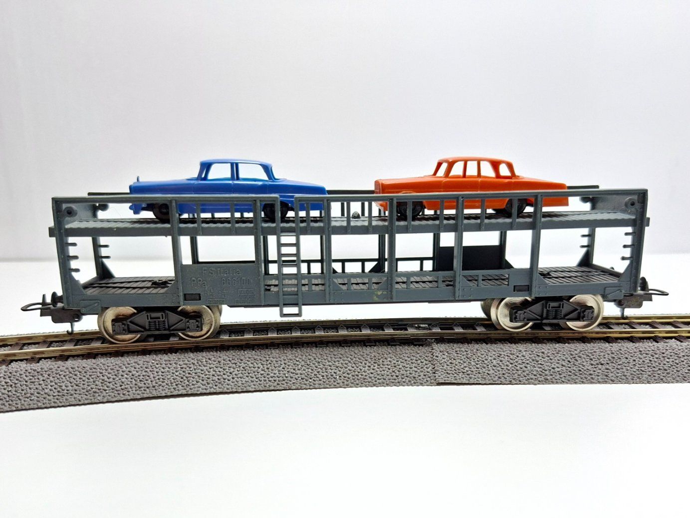 Lima Modellini di ferrovie: LIMA H0 Autotransporter – Usato da Fulenbach venduto da jueny