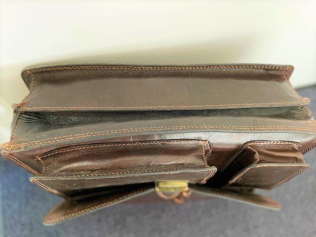 Taschen: TOllE LedeRtAschE – Gebraucht aus Winkel von zeho 6