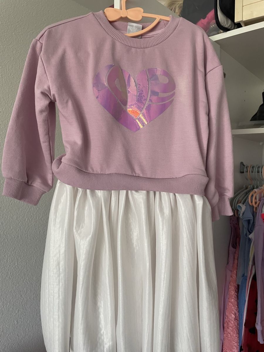 Lotti & Set di vestiti: Vestiti bimba – Nuovo (secondo la descrizione) da Dietikon venduto da giu_y6xl