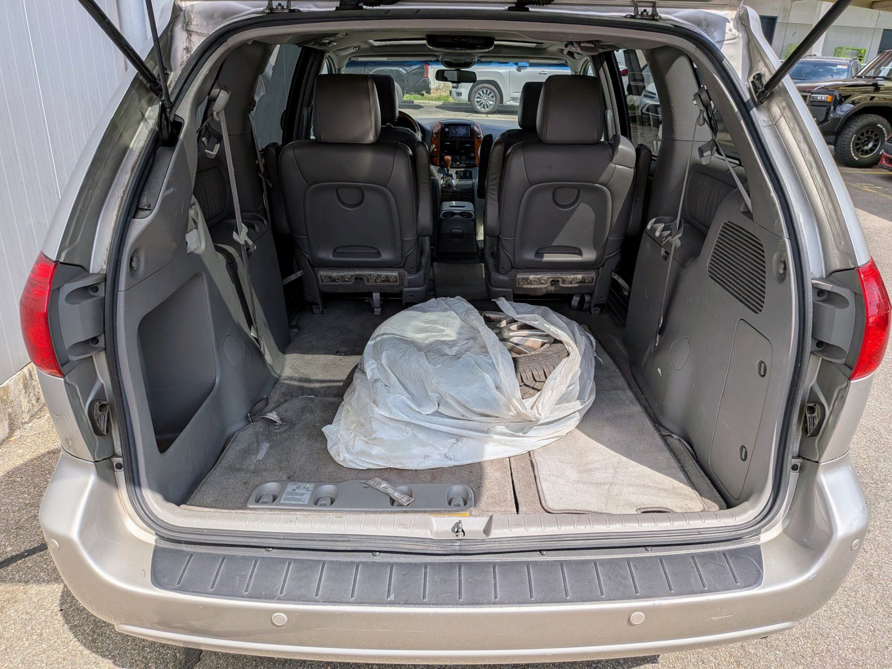 Toyota Automobili: Toyota Sienna Limited AWD – Usato da Embrach venduto da family_cars2011 5