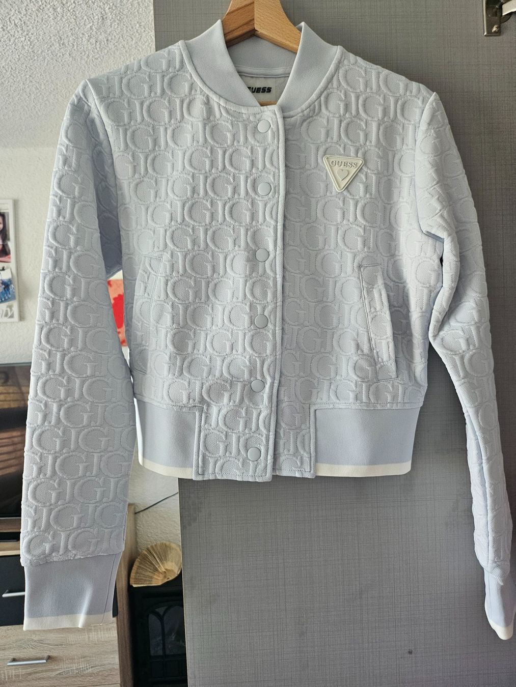 Guess Giacche: Guess Bomber Jacket – Nuovo e nell'imballaggio originale da Bassersdorf venduto da Sofia2112