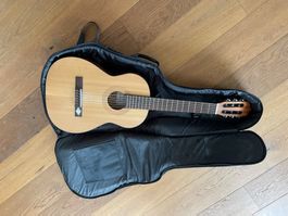 Klassische 3/4 Gitarre La Mancha - Modell: Rubinito LSM 59