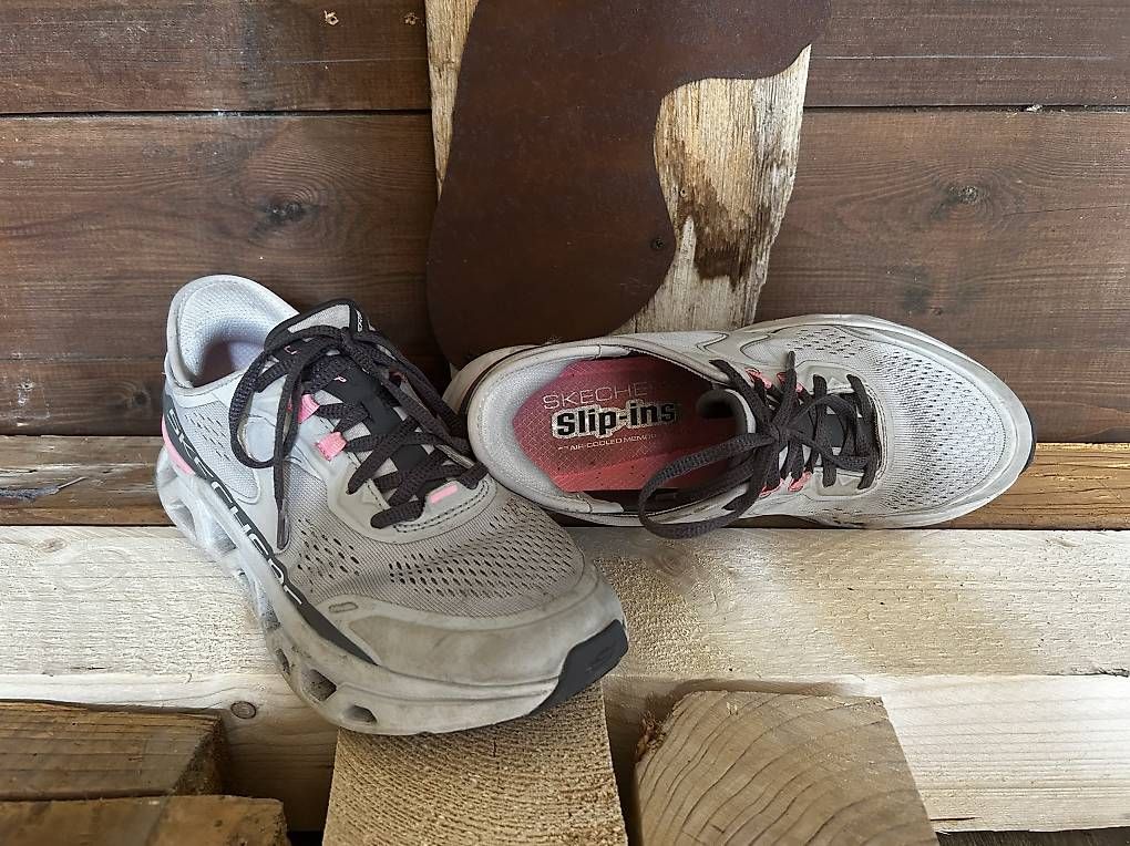 Scarpe per ragazze: Sketchers Mädchen Paar1 – Usato da Oberuzwil venduto da Becksbomb 1