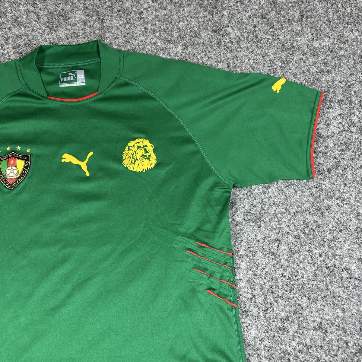 Puma Canottiere & Pantaloni: Vintage Cameroun Puma XXL – Nuovo (secondo la descrizione) da La Sagne NE venduto da Matlasape 1