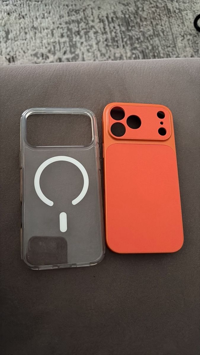 Apple Cover & Protezioni schermo: 2x iPhone 17 pro max, neuwertig – Nuovo (secondo la descrizione) da Rüti ZH venduto da havana02
