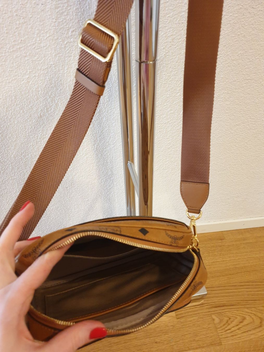 Mcm Borse da donna: MCM Umhängetasche – Usato da Stallikon venduto da lh-beba82-85 3