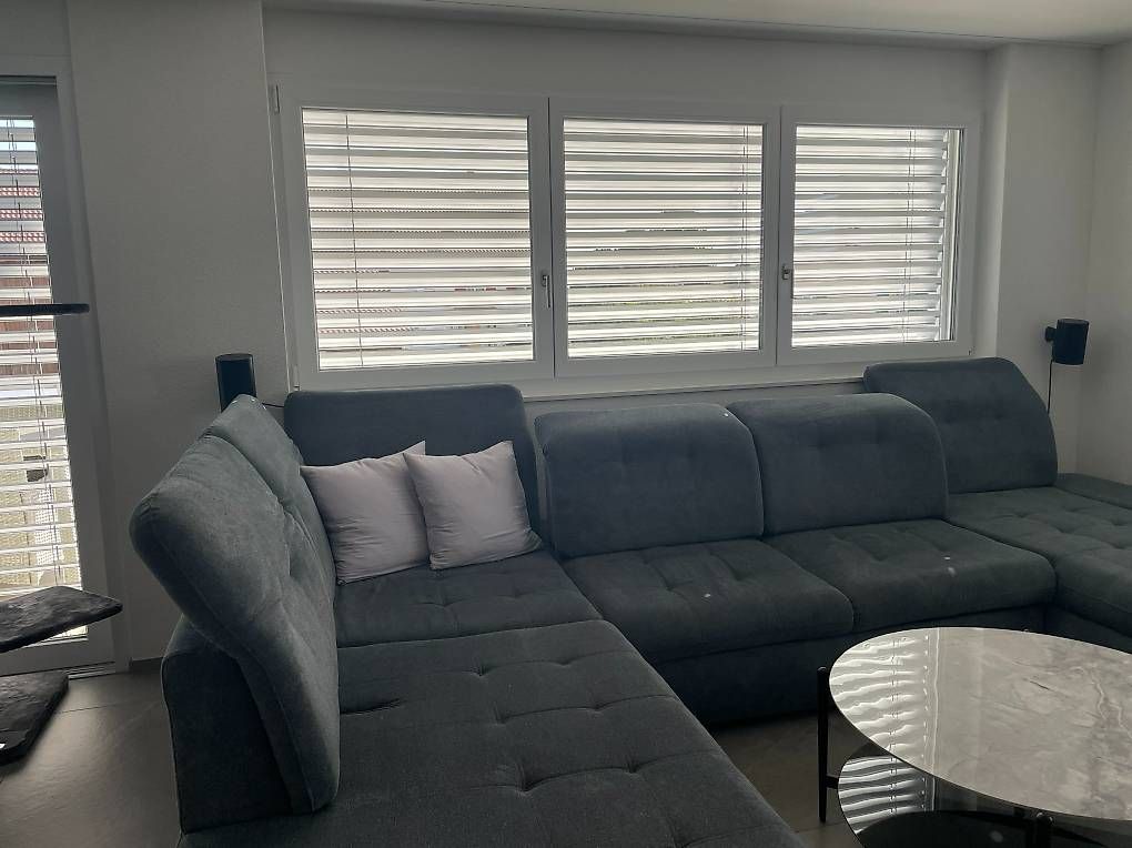 Sofas: Grosse Wohnlandschaft / Sofa mit Bettfunktion & Stauraum – Gebraucht aus Altnau von joe_57jc 3