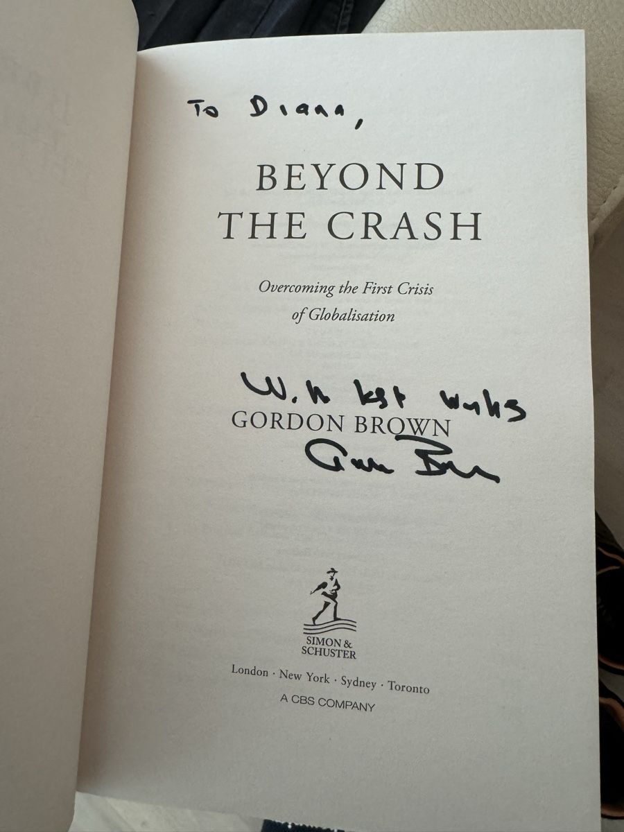 Bücher: GORDON BROWN  SIGNED - BEYOND THE CRASH – Gebraucht aus Morges von SevArt