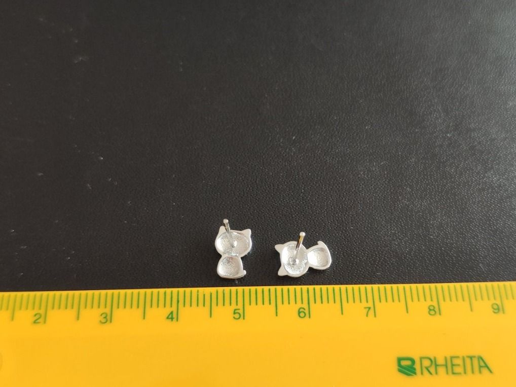 Orecchini pendenti & Orecchini a lobo: New Sterling Sliver 925 Cat ear studs, earrings – Nuovo (secondo la descrizione) da Sursee venduto da Re.joy 2