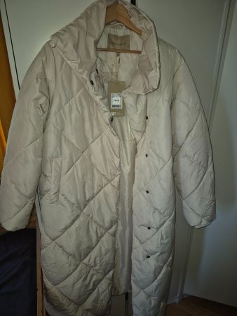 Neu mit Etikett: SOYACONCEPT Damen-Steppmantel Gr. M, beige