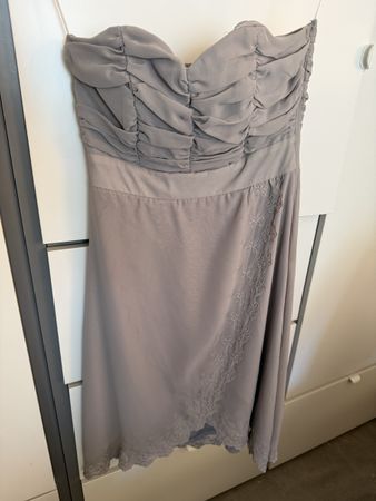 Elegantes Sommerkleid von Vila, Grösse XS, neuwertig!