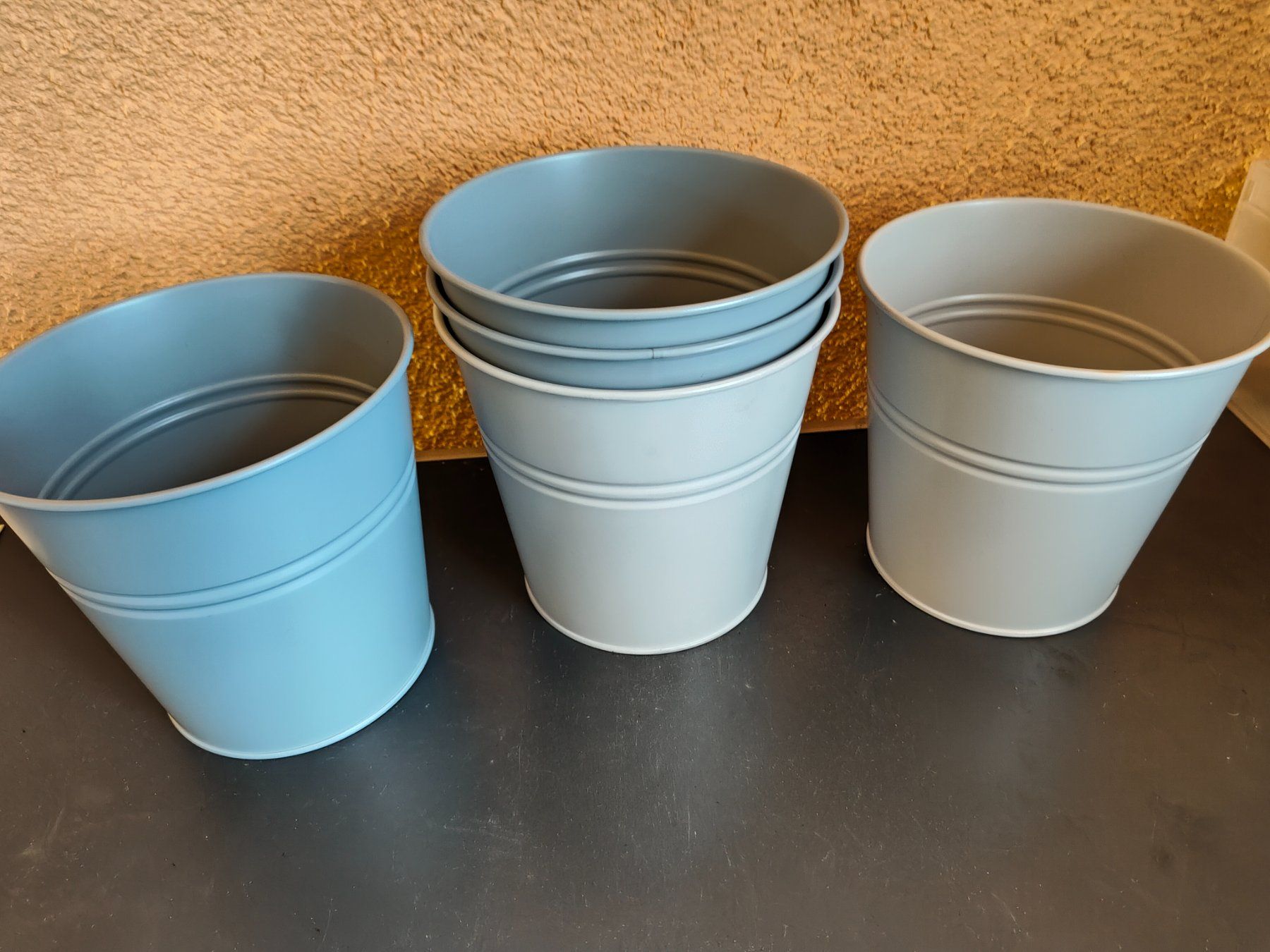 Vasi per fiori: 5  Blumentöpfe  Metall – Nuovo (secondo la descrizione) da Rorschach venduto da Aqua04