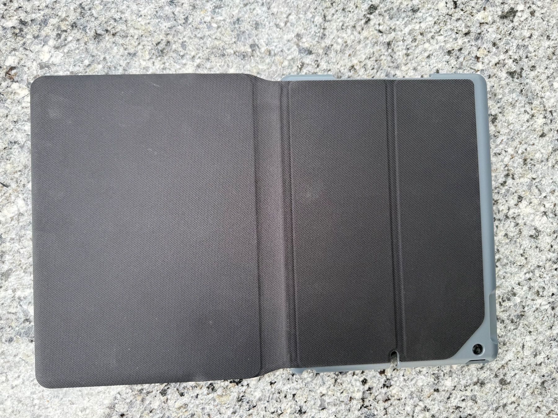 Claviers: Logitech Slim Folio iPad Tastatur Neu – Neuf avec emballage d'origine à Wängi par Uapd4 4