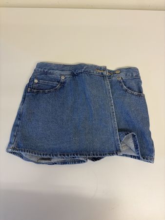 Neu Levi‘s Skort W25