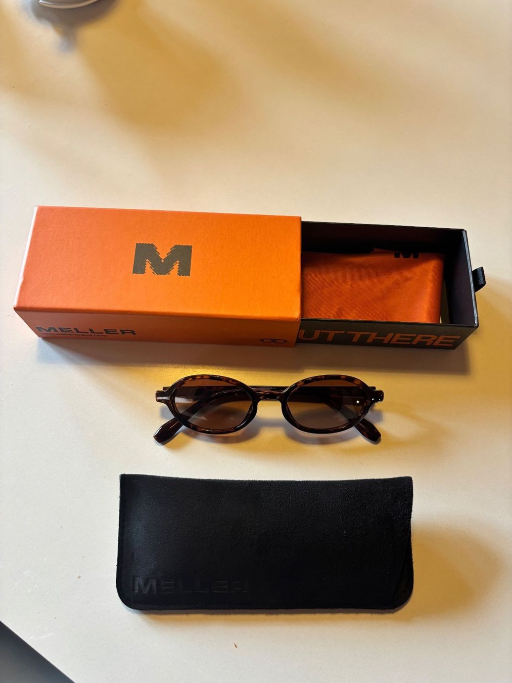 Occhiali & Lenti: Lunettes de soleil Meller – Nuovo e nell'imballaggio originale da St-Saphorin-Lavaux venduto da cin_c6cy