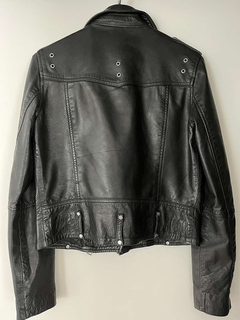 Mango Vestes: Lederjacke von Mango, Gr. XS, Farbe schwarz – Neuf (Voir description) à Triesen par dardaleni 2