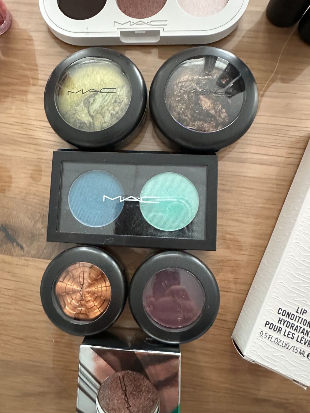 Mac Cosmetics Make-up: Mac lot maquillage – Nuovo (secondo la descrizione) da Courgevaux venduto da Qwertz111320 5