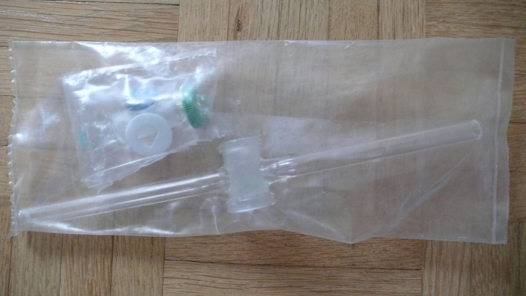 Gläser: Glashahn mit Schliff, OVP – Neu und originalverpackt aus Birmenstorf AG von tritonius