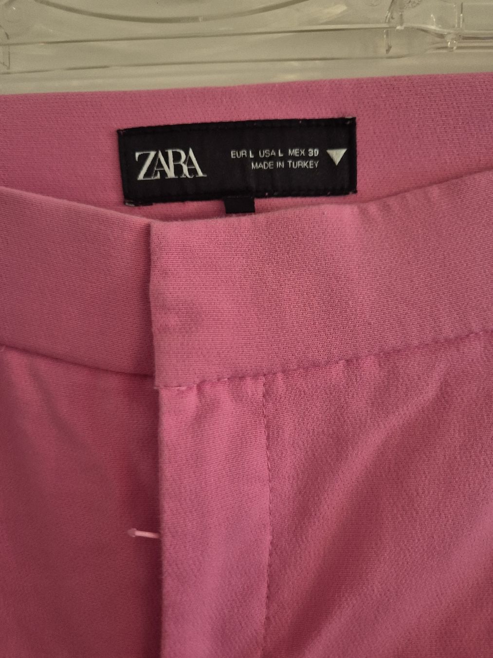 Zara Pantaloni: Zara Hose Gr. L – Usato da Thalwil venduto da Coco2025