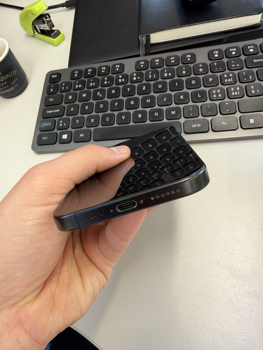 Apple Handys / Smartphones: Iphone 16 Promax, Black Titanium, 256 GB – Gebraucht aus Höchstetten von Nicks_Automobile 6