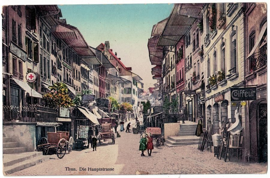 Cartoline postali: Thun, Hauptstrasse belebt, div. Geschäfte, um 1920 – Usato da Frauenfeld venduto da POML