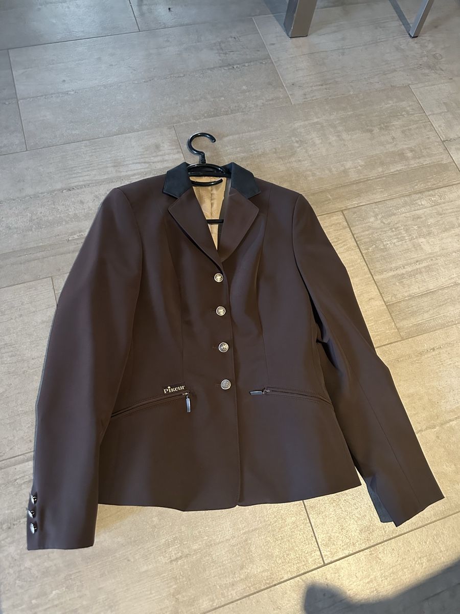 Pikeur Jacken: Turnierjacke – Gebraucht aus Niederwangen BE von 08_Diva 1