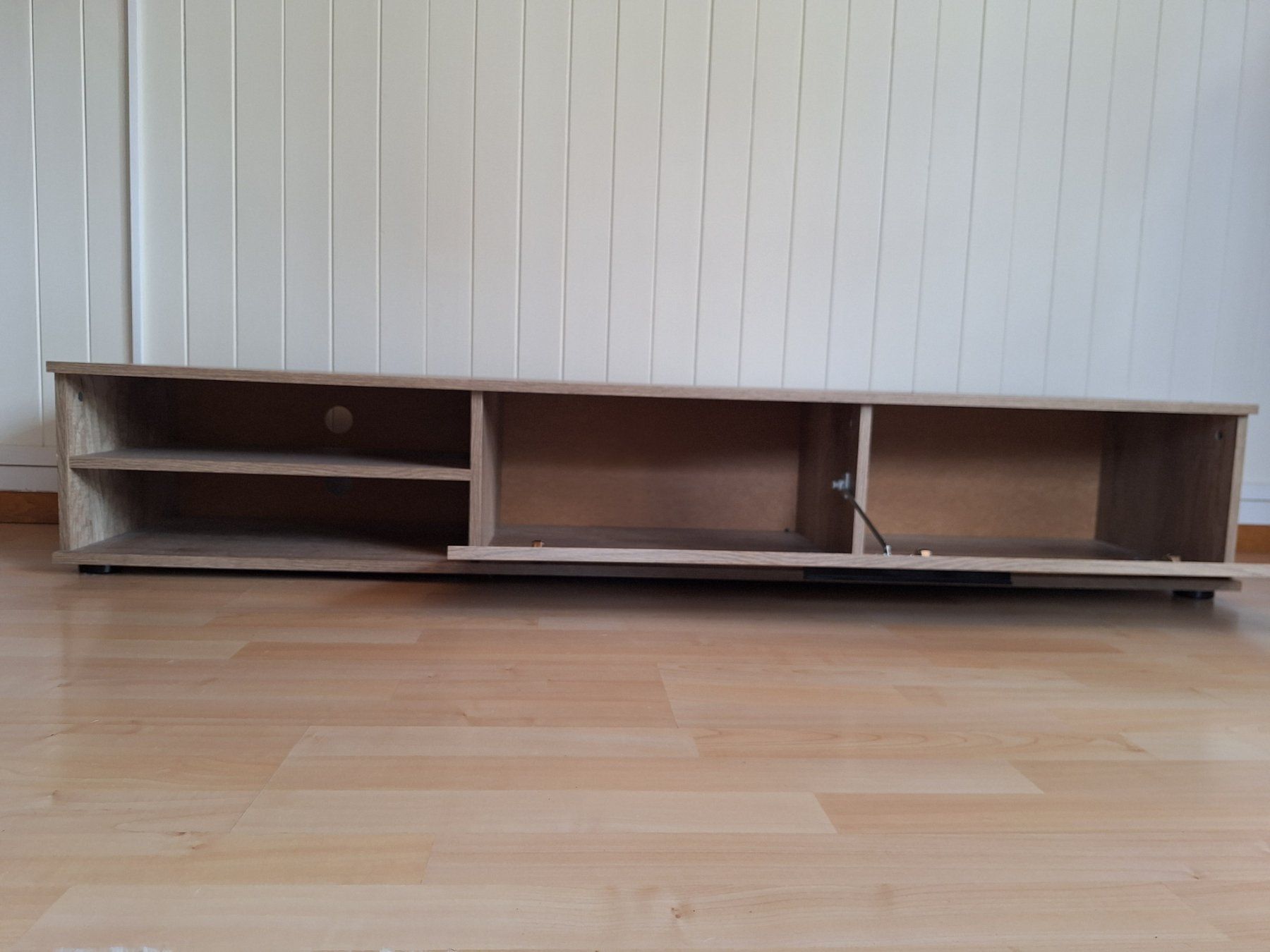 Cassettiere: Schöne Vitrine, Sideboard Nussbaum-Optik, 3 Teile – Usato da Neuenkirch venduto da LarsWaser 4