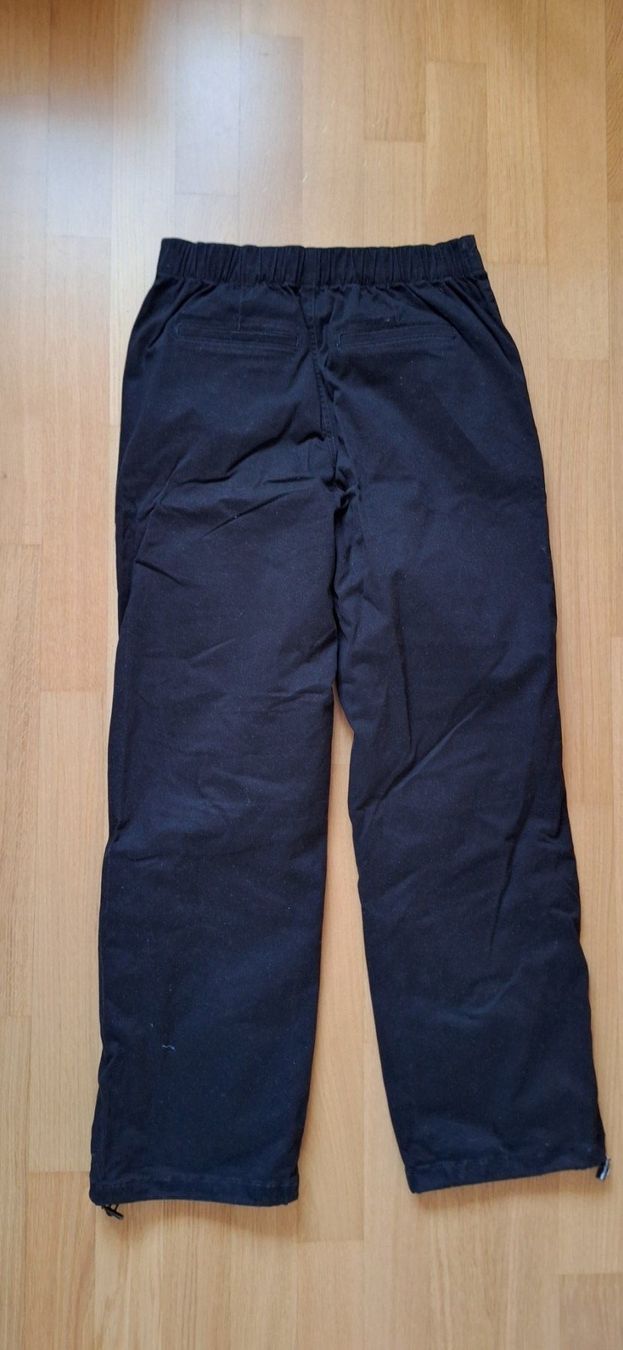 Pantaloni: Twik par Simons, pantalon noir – Nuovo e nell'imballaggio originale da Lussery-Villars venduto da pousinete02 1