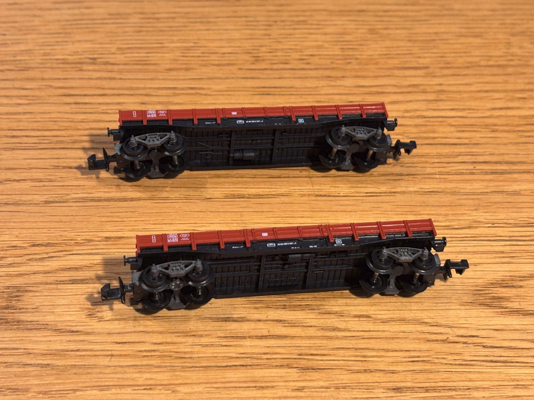 Modellini di ferrovie: e1663: 2 Stk. Flachwagen (Spur N) – Usato da Birsfelden venduto da Birs_25 4