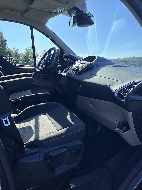 Ford Autos: Ford Tourneo Custom – Gebraucht aus Rickenbach LU von Haefliger03 4