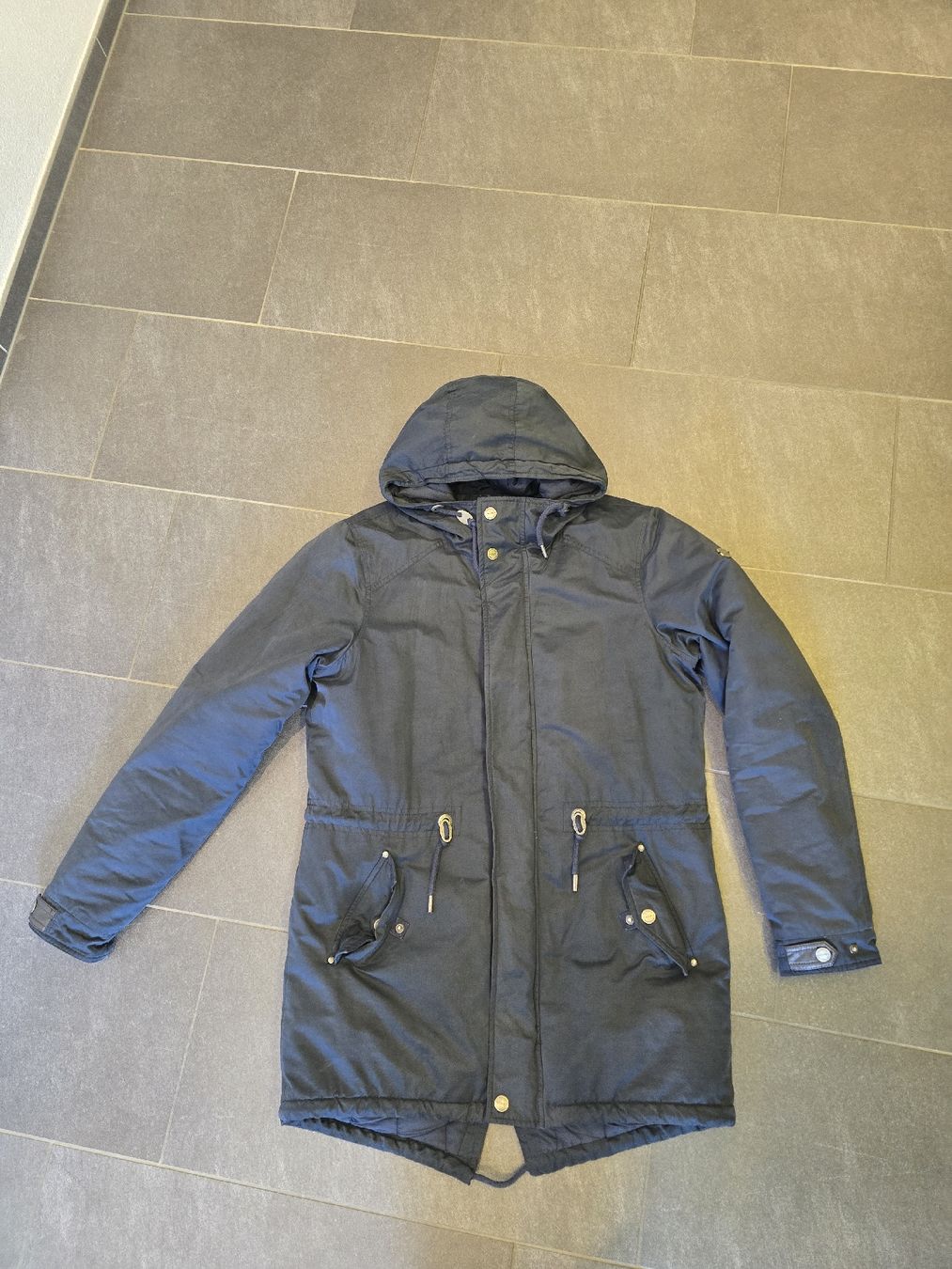 Cappotti: Winterjacke Parka Dreimaster Gr. M – Usato da Benken SG venduto da michaelaudi