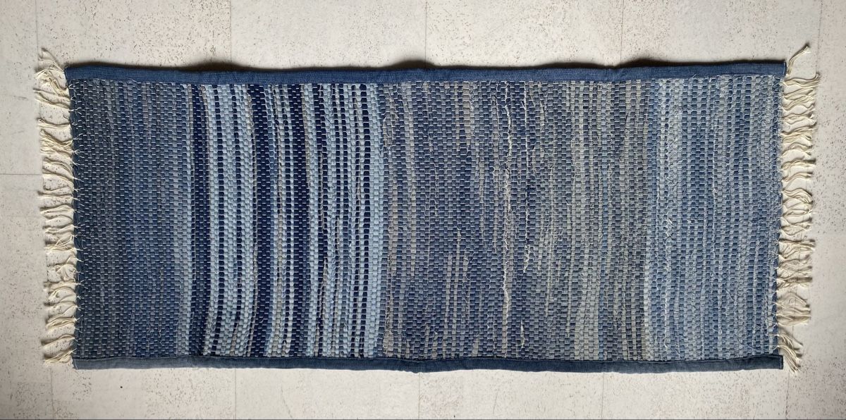 Tappeti: Teppich aus Jeans recycelt - Handgewoben – Nuovo e nell'imballaggio originale da wichtrach venduto da Tvenus