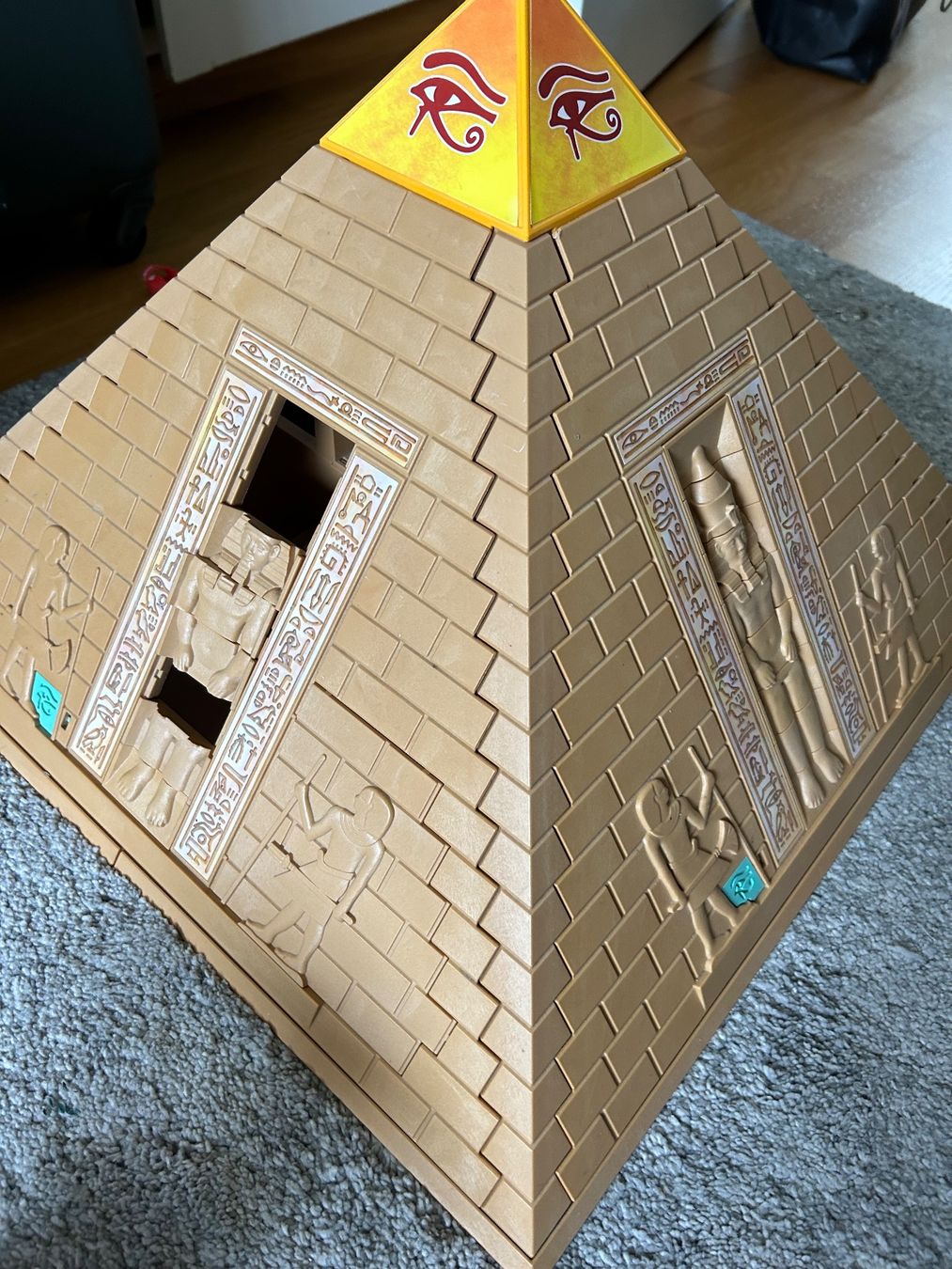 Playmobil Giocattoli: PLAYMOBIL PYRAMID and CLEOPATRA 4240 – Usato da Gockhausen venduto da CaroQ