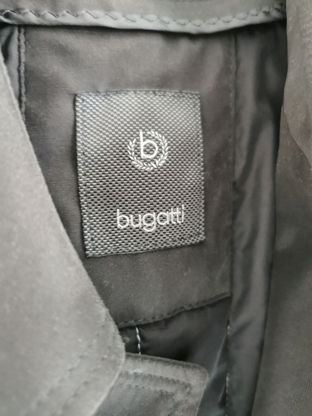 Bugatti Cappotti: Bugatti Mantel L/XL – Nuovo (secondo la descrizione) da Basel venduto da saurer77 1