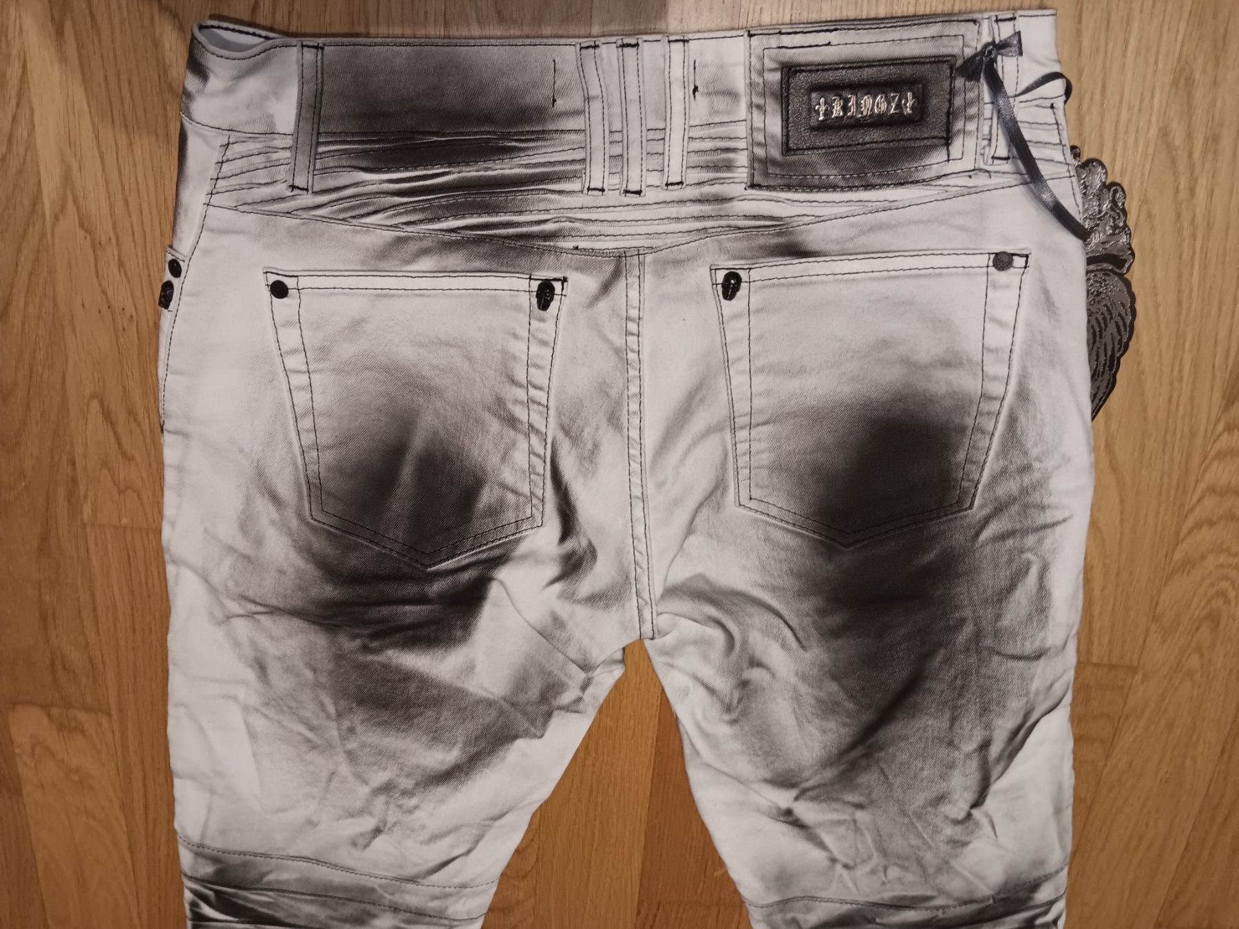 Jeans: Jeans White Black [NEU],Gr.32/34 – Nuovo (secondo la descrizione) da aarburg venduto da macacito 4