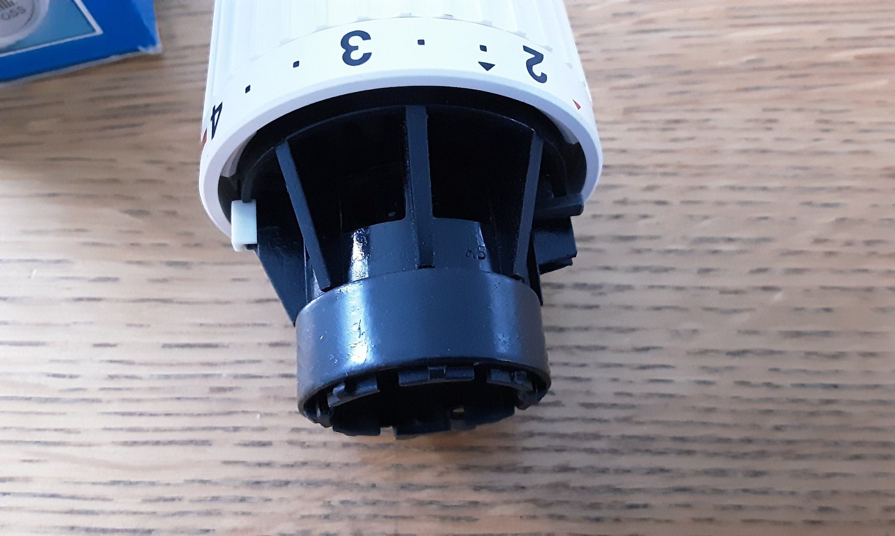 Radiatori: DANFOSS Thermostatenkopf – Nuovo e nell'imballaggio originale da Stans venduto da kae_hqq5 3